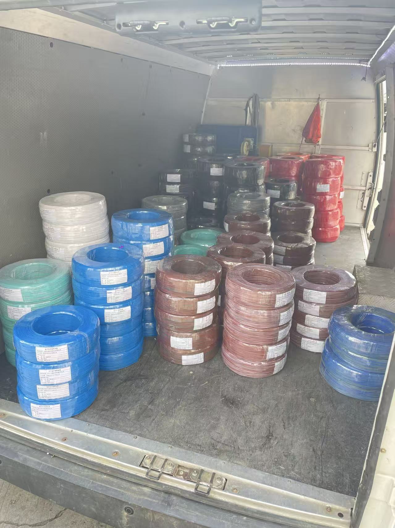 RV������ ��ͭ���� ��Դ�� ���� ��ݸ����