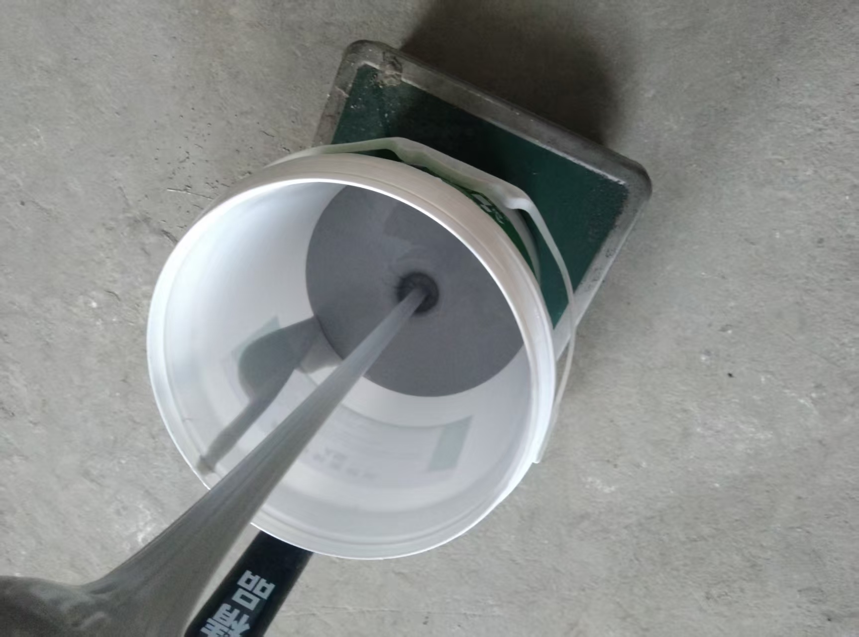 ��ˮ��Ե��ȼ����ƽ��������¶��¼�