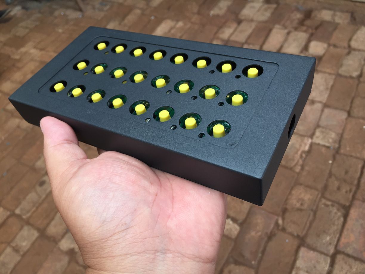 �ְֳ�ť�л���,Ч�����ӽ����