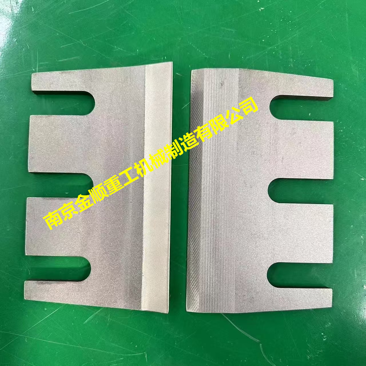 Լ���϶�John Deere����������