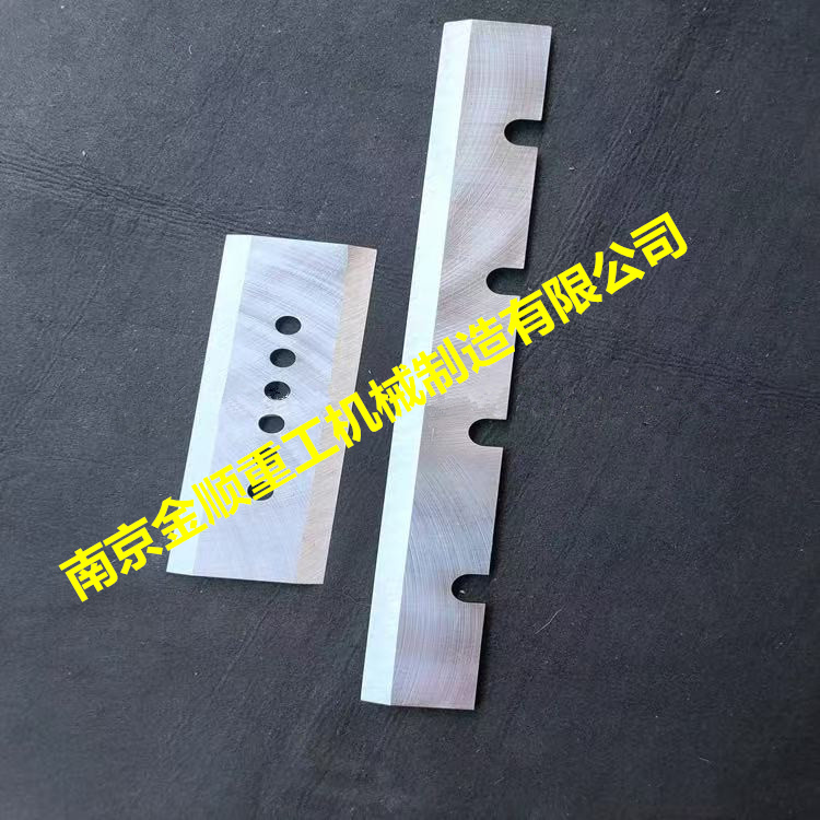 �ֵ�WORLD�����ո����Ƭ